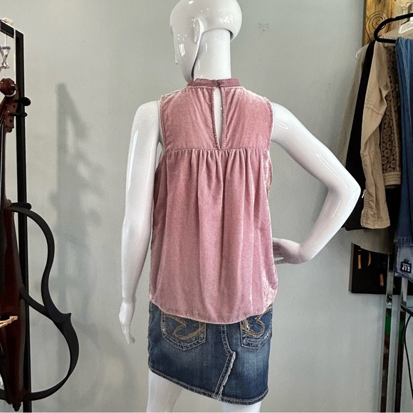 Anthropologie Floreat Myleen Crushed Velvet Top - Picture 7 of 14